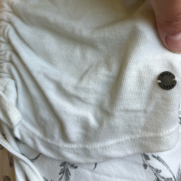 Roxy cinch front top - Picture 3 of 3